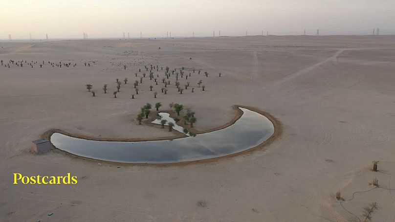 بحيرة القمر في دبي