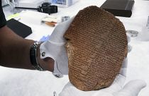 3500 Jahre alte Tontafel mit Keilschrift