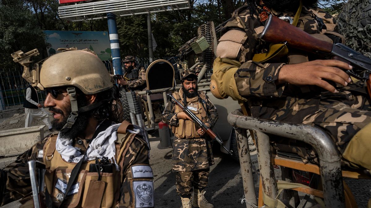 Taliban'la birlikte hareket etmekle birlikte daha otonom bir yapı olan Hakkani grubuna bağlı savaşçılar