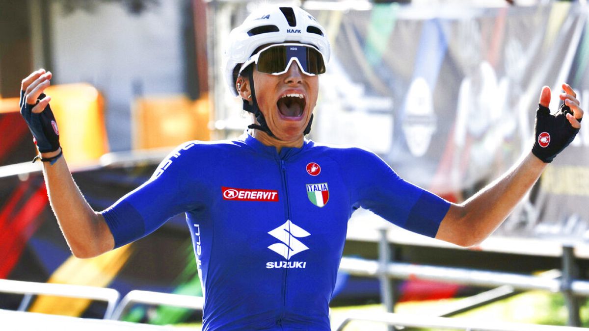 Elisa Balsamo devient championne du monde de cyclisme sur route, le 25 septembre 2021, Louvain, Belgique