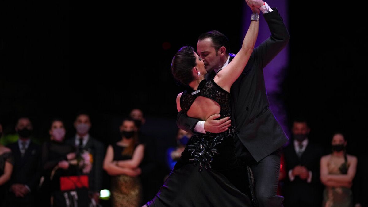 Танцоры из Аргентины заняли весь подиум на чемпионате мира по танго
