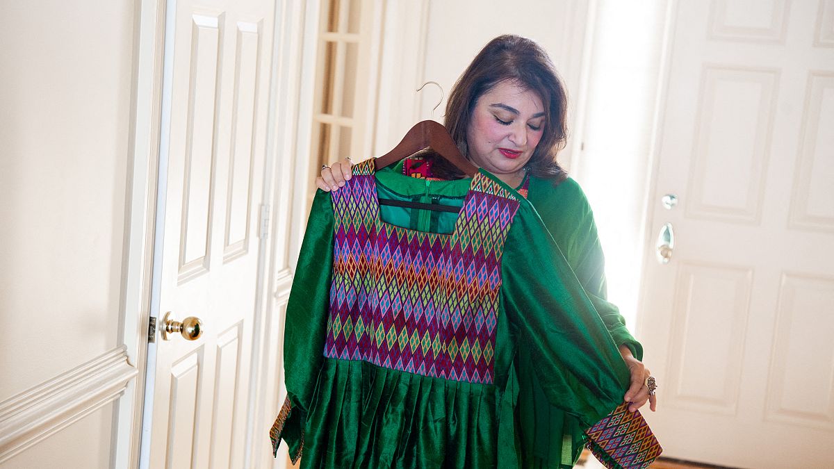 بهار جلالي، أكاديمية أفغانية في منزلها في ولاية ماريلاند  الأمريكية