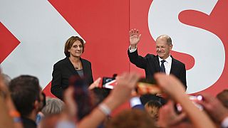 SPD-Kanzlerkandidat Olaf Scholz mit seiner Ehefrau im Willy-Brandt-Haus