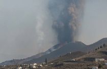 L'éruption volcanique à La Palma toujours en cours, l'île recouverte de cendres