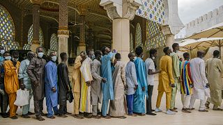 Thousands of senegalese worshippers converge on Touba