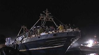 Desembarco de 686 migrantes en Lampedusa, Italia