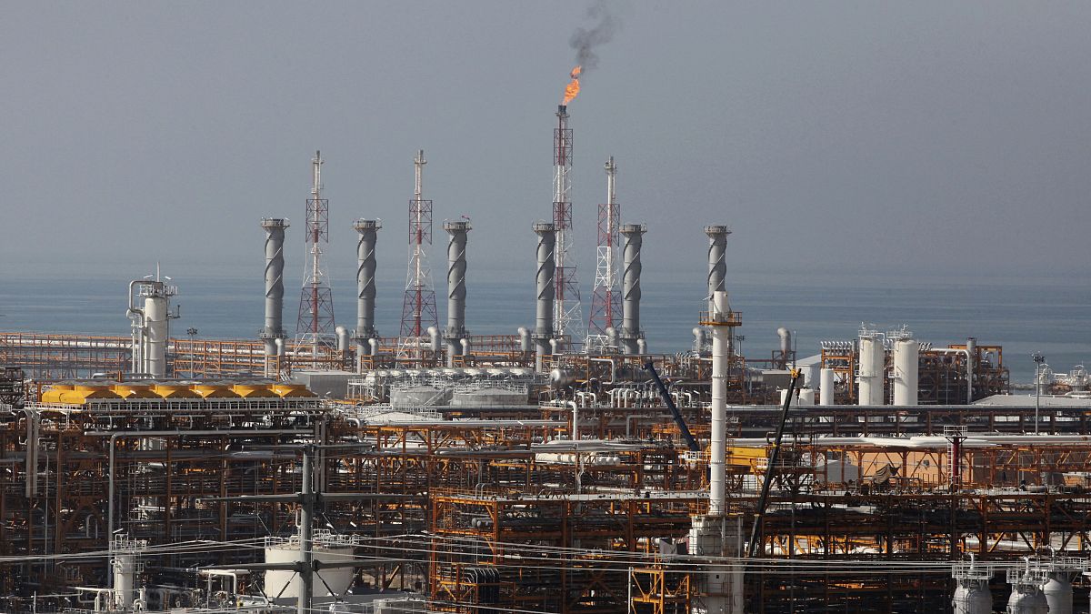 تاسیسات صنایع نفت و گاز ایران در پارس جنوبی
