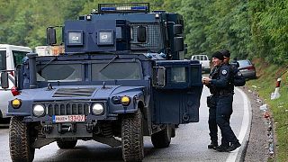 شرطة كوسوفو قرب معبر يارينجي الحدودي شمال كوسوفو، 28 سبتمبر 2021