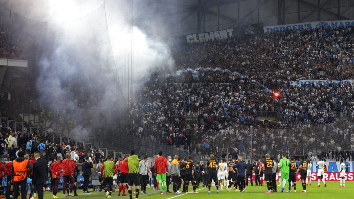 Marsilya-Galatasaray maçında olaylar çıktı