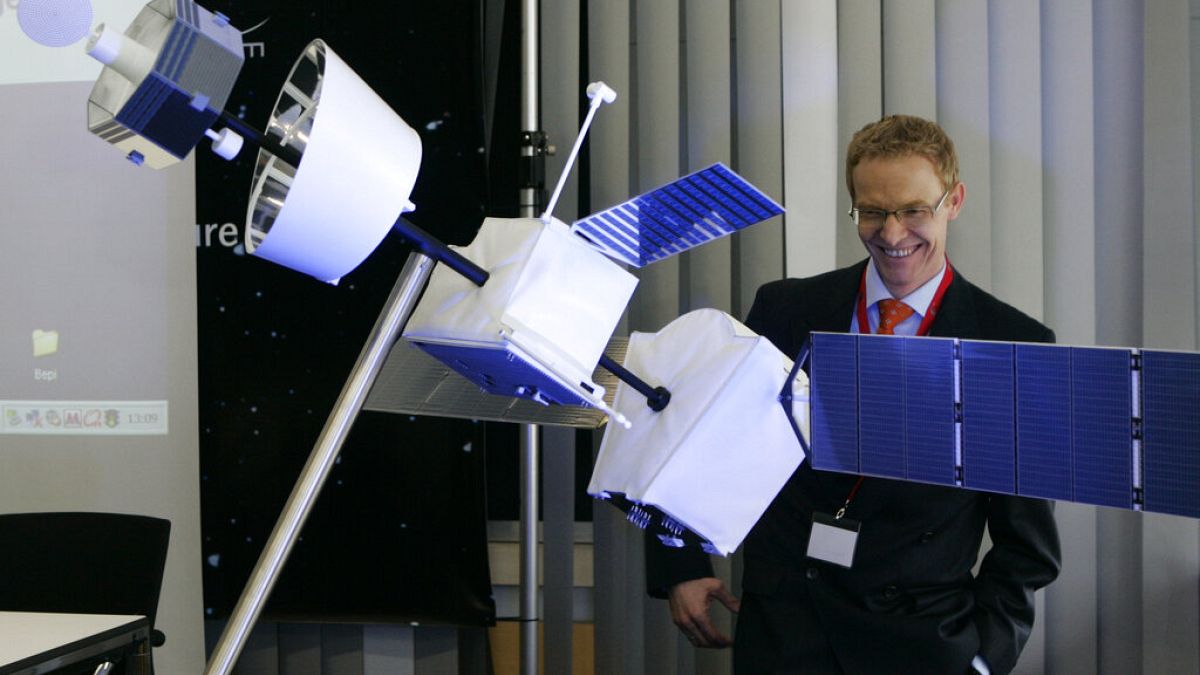 A BepiColombo modellje a Merkúr-misszió tervezésekor - Immenstaad, 2008