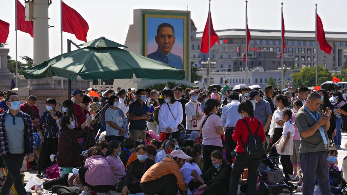 Nemzeti ünnep a pekingi Tienanmen téren 2021. október 1-én (illusztráció)