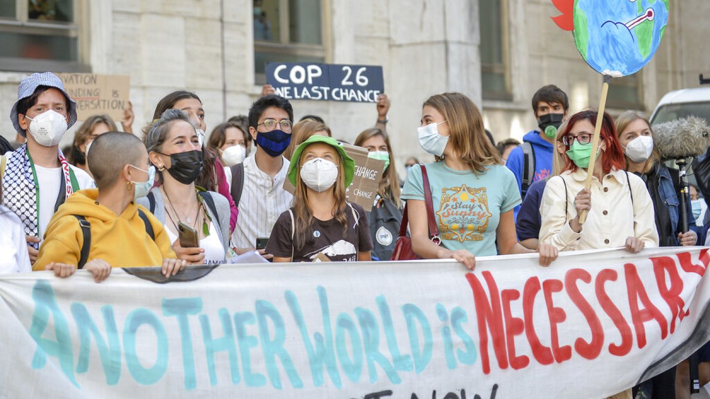 La pre-COP26 de Milán se convierte en un aviso de los activistas a los  políticos de cara a Glasgow | Euronews