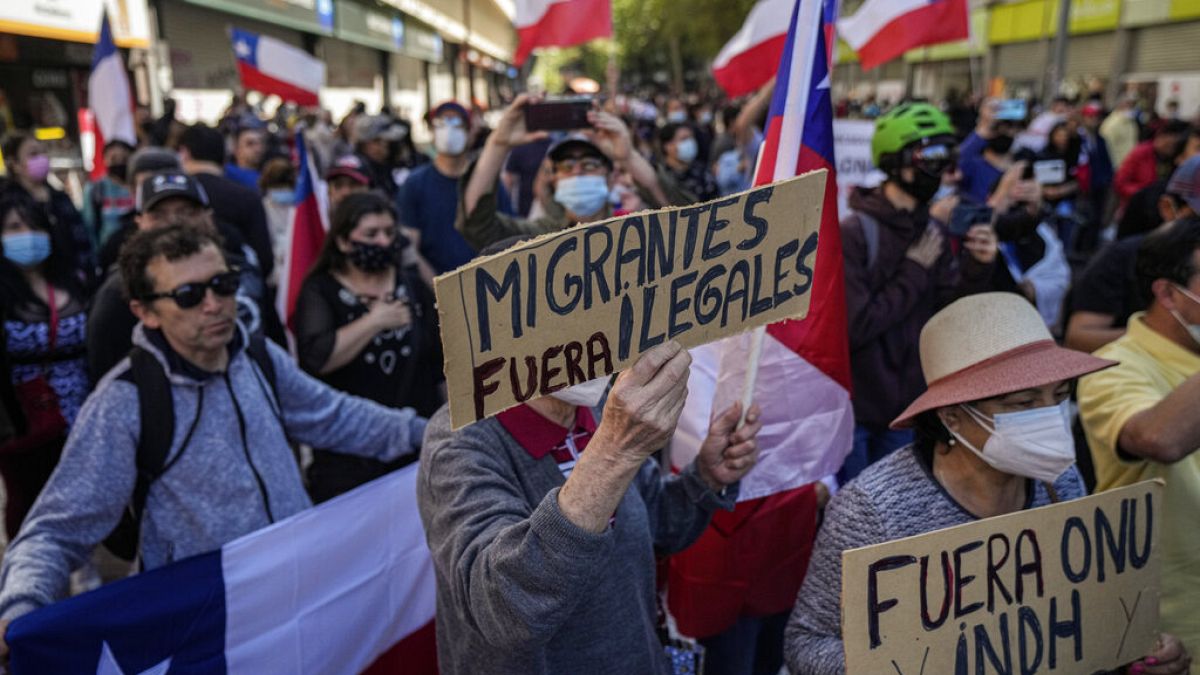 Manifestación antiinmigración en Santiago de Chile