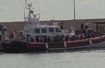 Сотни нелегалов прибыли на Лампедузу