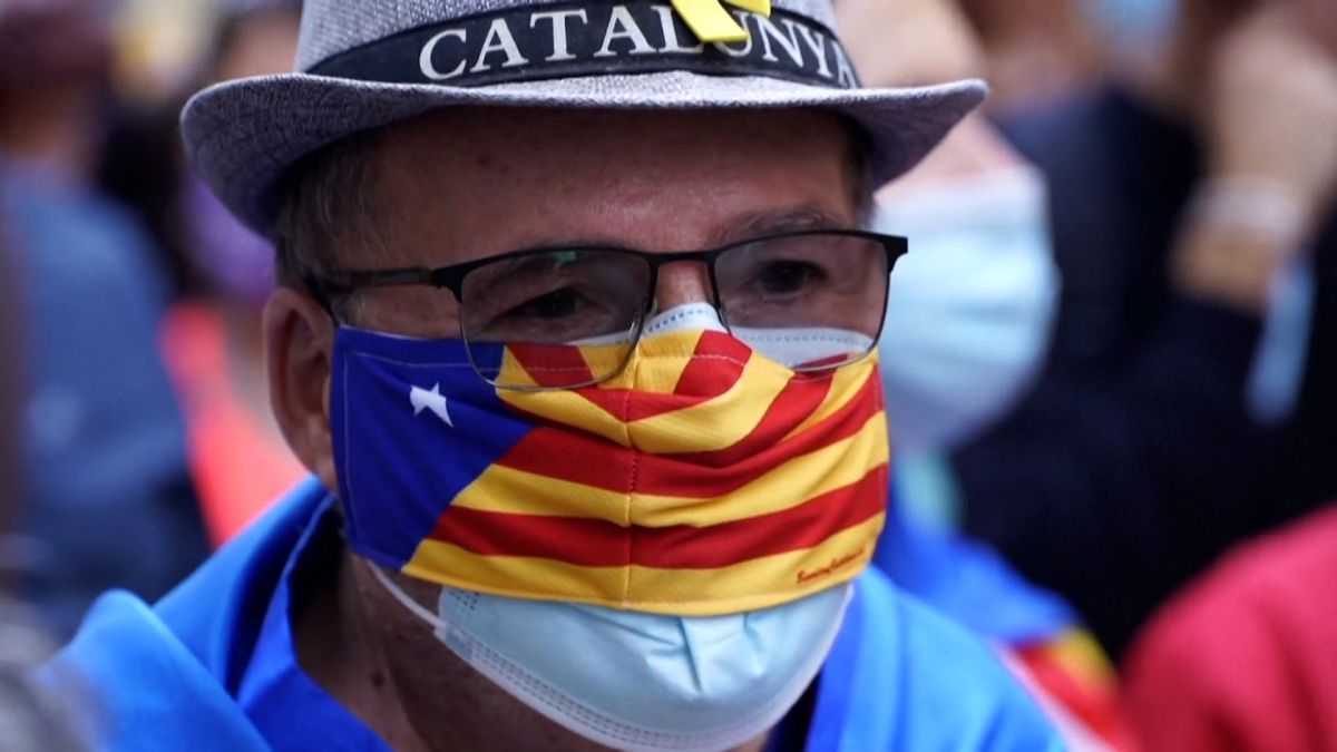 Catalan independence protesters gather in Barcelona