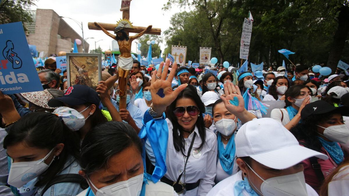 Abortuszellenes tüntetők Mexikóban