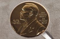 صورة لميدالية نوبل معروضة في نيويورك، الولايات المتحدة.