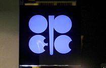 Az egekben az olajárak az OPEC döntése miatt