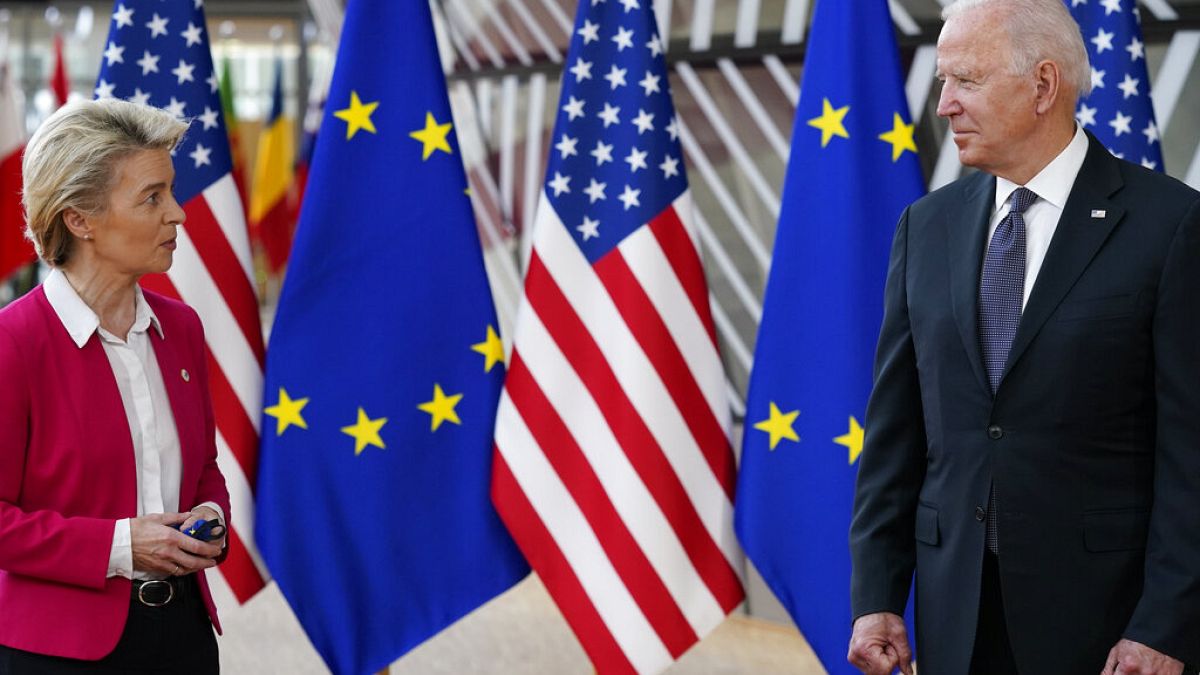 Συνάντηση φον ντερ Λάιεν - Μπάιντεν στις Βρυξέλλες στο περιθώριο της συνόδου ΗΠΑ-ΕΕ (Ιούνιος 2021)