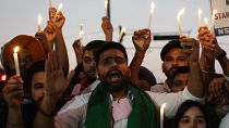 Nove morti dopo ventiquattr'ore di scontri nello stato indiano dell'Uttar Pradesh. Gli agricoltori protestano contro le liberalizzazioni della terra