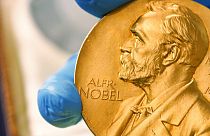 Лауреатами Нобелевской премии по химии стали Биньямин Лист и Дэвид Макмиллан