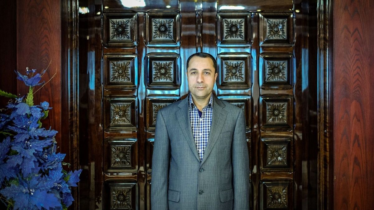 علی صالح آبادی، رئیس کل بانک مرکزی ایران
