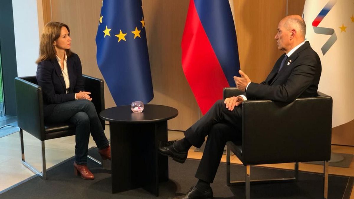 Slowenischer Ministerpräsident Janez Jansa im Euronews-Interview