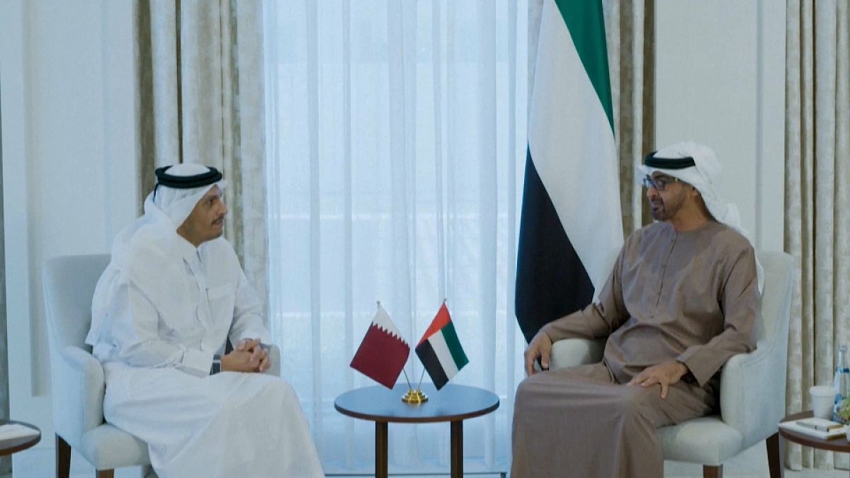 ولي عهد أبوظبي يستقبل وزير خارجية قطر. 06/10/2021