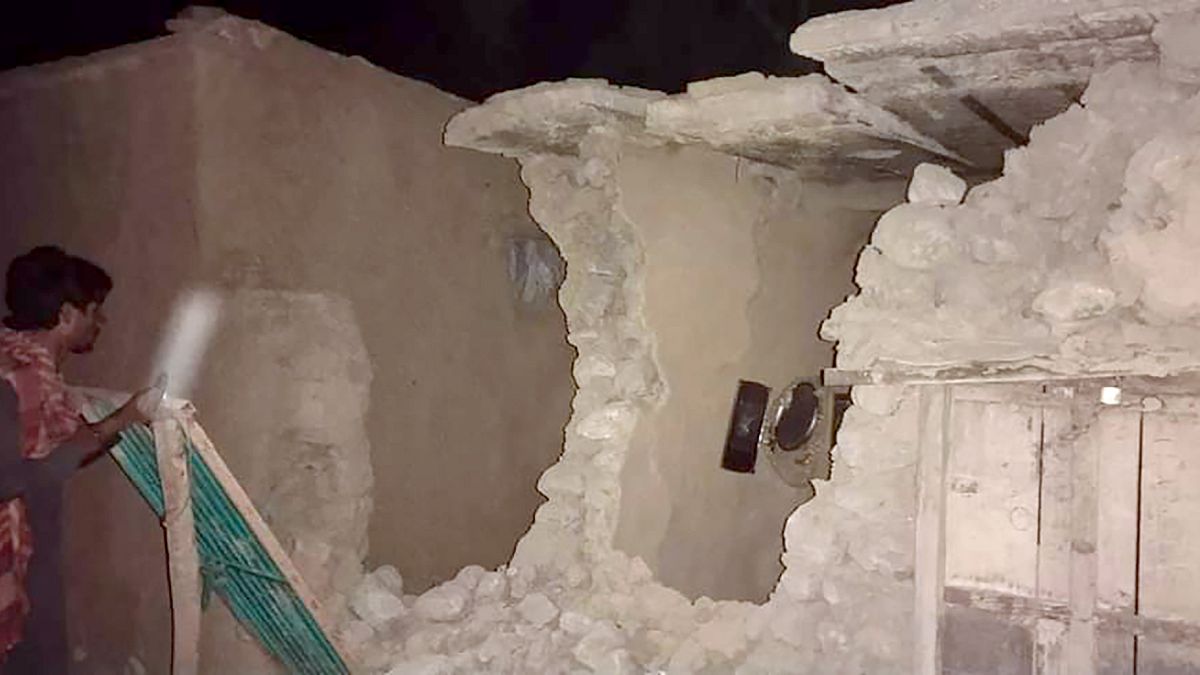 ویرانی ناشی از زلزله بامداد پنچشنبه در پاکستان