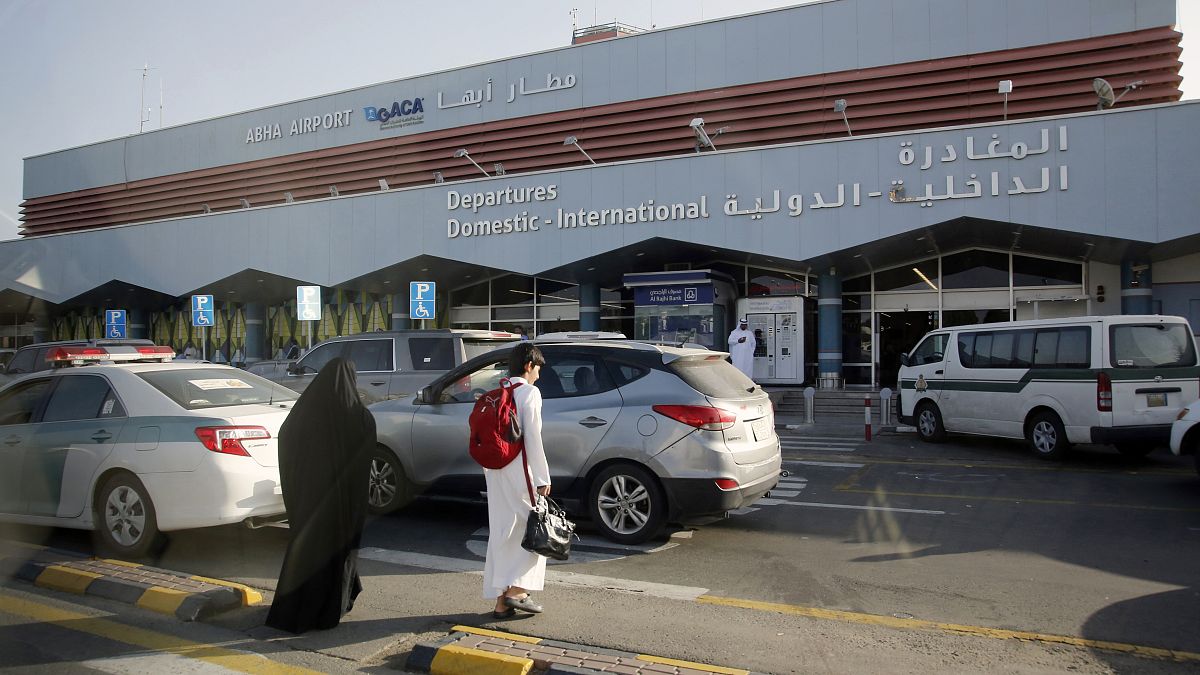 صالة المغادرة بمطار أبها المملكة العربية السعودية.