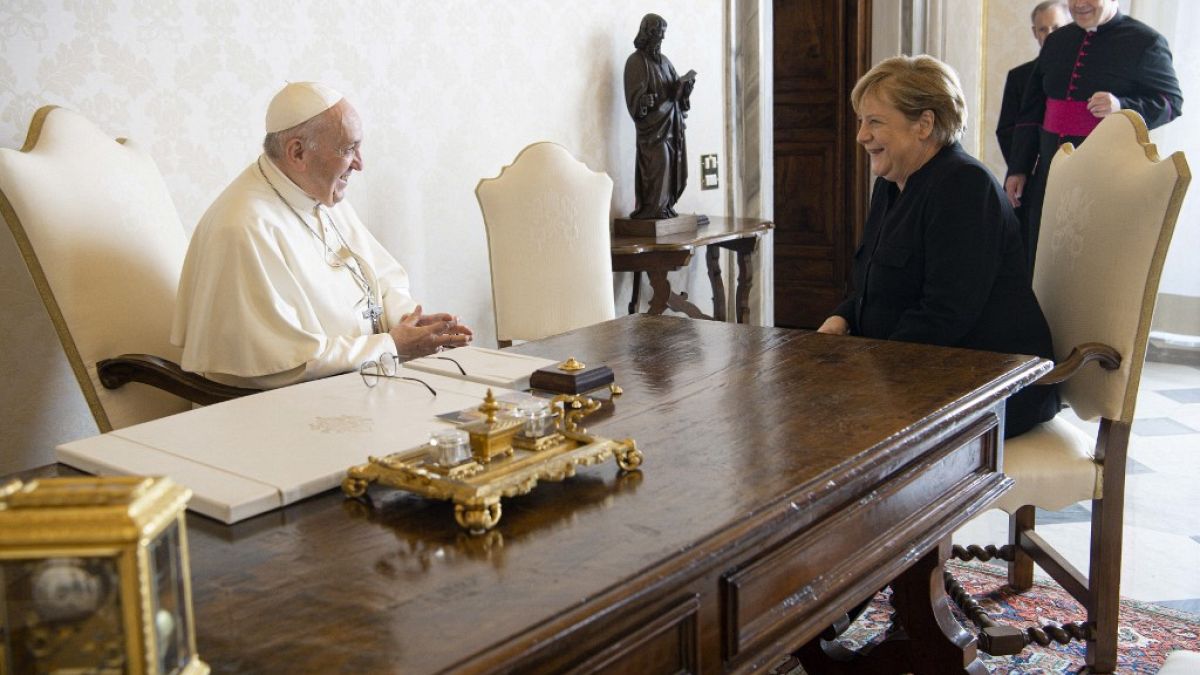 Le pape François et la chancelière Angela Merkel lors de leur rencontre ce jeudi 07/10/2021 au Vatican