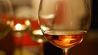 Uvas del sur para salvar el vino francés