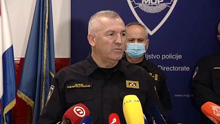 La policía croata despide a tres agentes por agredir a varios migrantes en la frontera con Bosnia