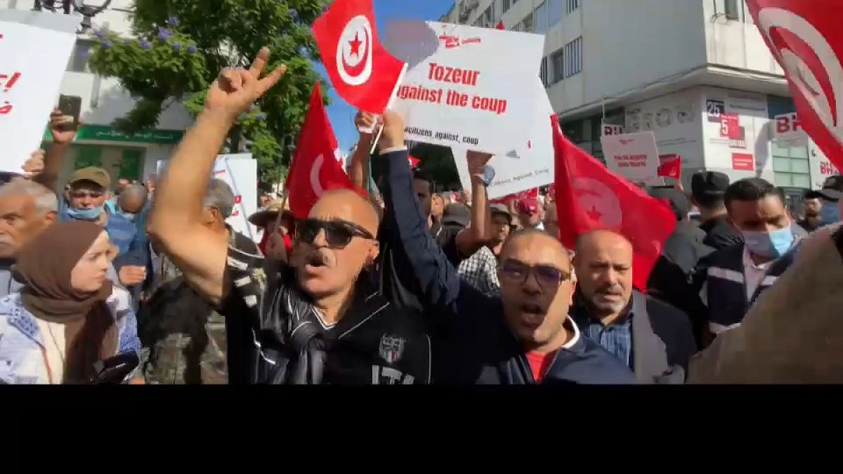 Az autokrata elnök ellen tüntettek Tunéziában 