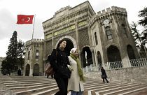 İstanbul Üniversitesi girişi (Arşiv)