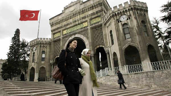 avrupa da nufusa gore en cok universite ogrencisi turkiye de euronews