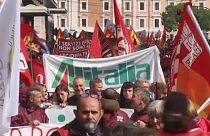 Les salariés d'Alitalia en tête du cortège des grévistes