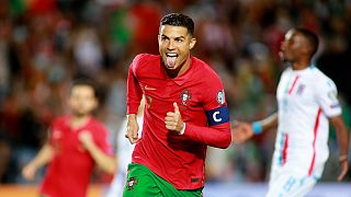 Cristiano Ronaldo chega aos 800 golos como profissional e reforça recorde de seleções