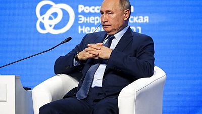 Vlagyimir Putyin a moszkvai energiahéten 2021. október 13-án