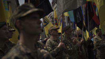 „Tag der Verteidiger der Nation“: Groß-Demonstration in Kiew