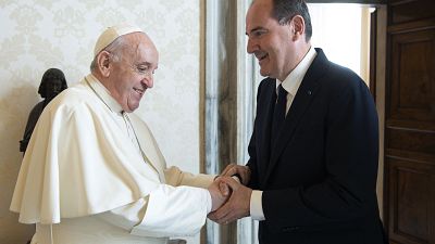 Στο Βατικανό ο Γάλλος πρωθυπουργός