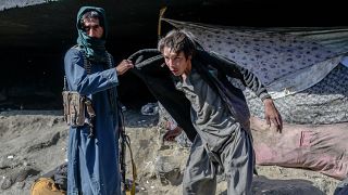 Талибы отлавливают наркоманов