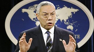 Archives : Colin Powell, secrétaire d'Etat des Etats-Unis, lors d'une conférence de presse, le 8 janvier 2004