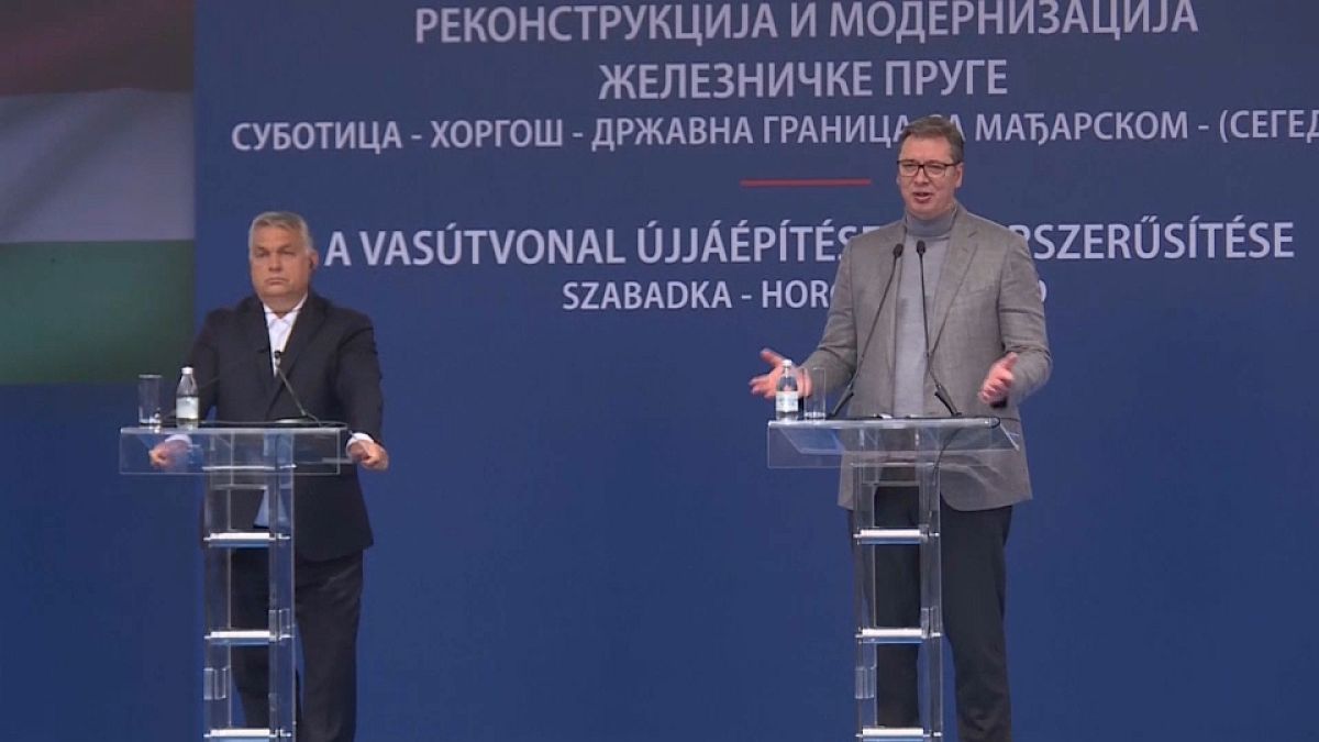 Виктор Орбан и Александр Вучич на церемонии закладки железнодорожных путей