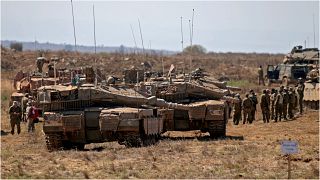 تعزيزات عسكرية إسرائيلية في مرتفعات الجولان قرب الحدود مع سوريا 18 تشرين الأول/أكتوبر 2021