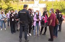 Spagna, i dimenticati del caso di avvelenamento di massa protestano al Prado