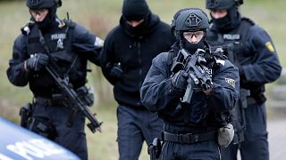 پلیس آلمان حین عملیات دستگیری