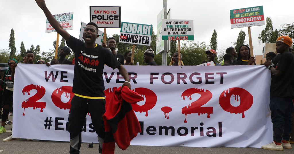 EndSARS protest in Nigeria ; youth hold memorial a year on