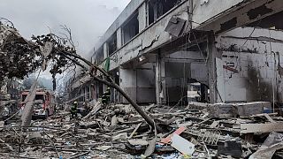 مبنى  مدمر بسبب انفجار غاز في شيان بمقاطعة هوبي بوسط الصين.