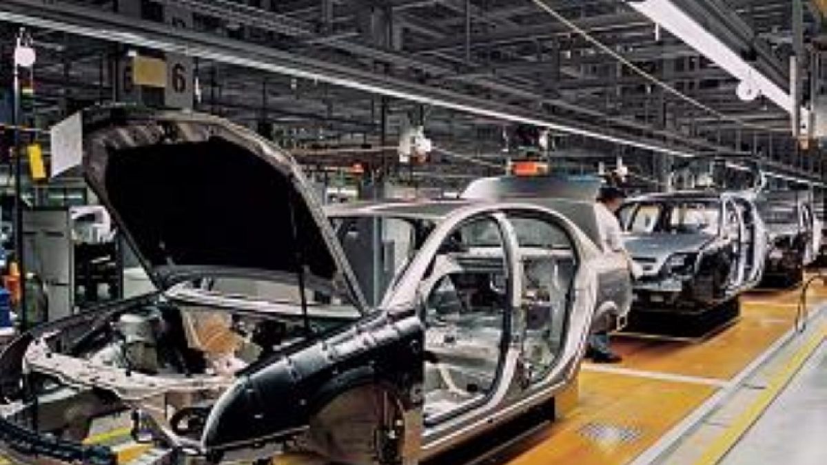 Gebrauchtwagenpreise steigen -Neuwagenproduktion stockt